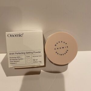 NWT ONOMIE AHA PERFECTING SETTING POWDER WOMENS MAKE UP​​​​​​​​